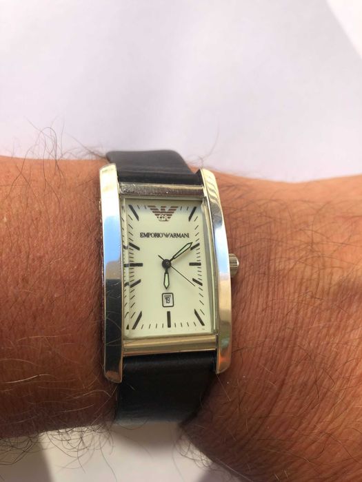 Ceas  Emporio Armani, tank, ireprosabil.