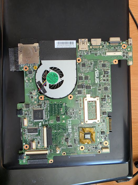 Материнская плата asus 1215b