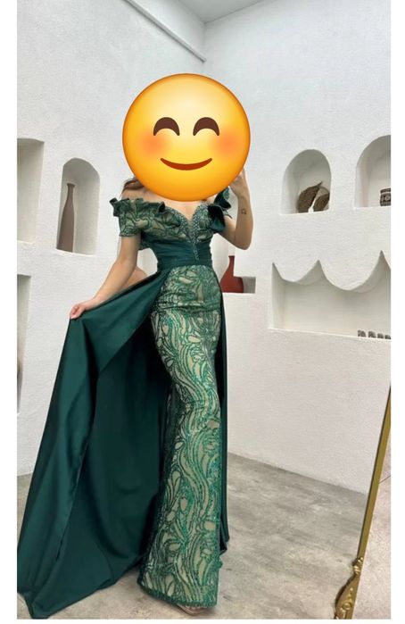 Vând rochie de nașa