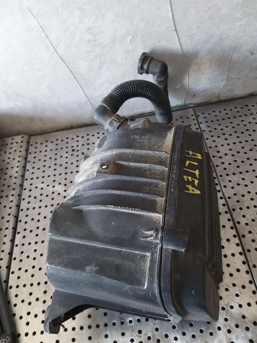 Carcasa filtru aer 1.6 b seat altea 5p 1f0129607 1k0129610 1f0129601