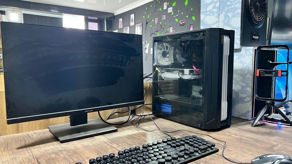 Kompyuter i3 10100F juda zo'r narx o'tib beriladi