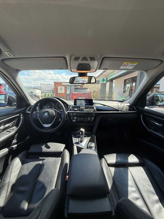 BMW 3 Series 2019 — imagine 4