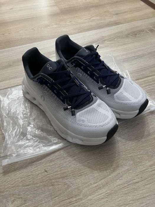 Кроссовки ON Cloudtilt белый