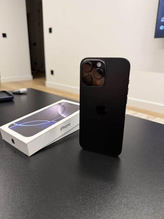 Продам Iphone 16 PRO MAX