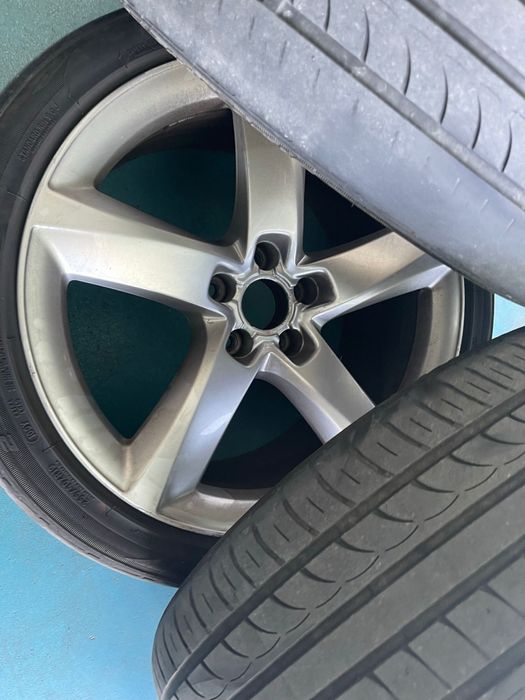 Vând jante audi r19 cu anvelope uzate