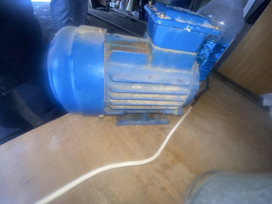 Электродвигатель