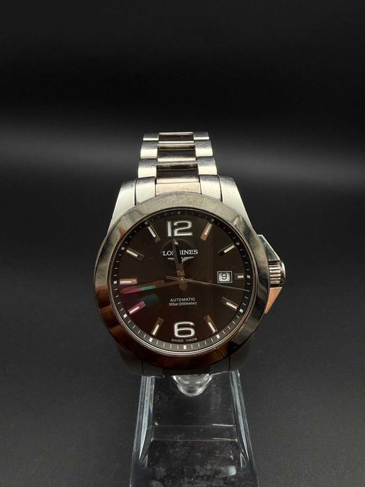 Dracula Amanet: Ceas Longines Conquest Automatic, 41mm, Bratara Otel, 300m, Swiss Made.