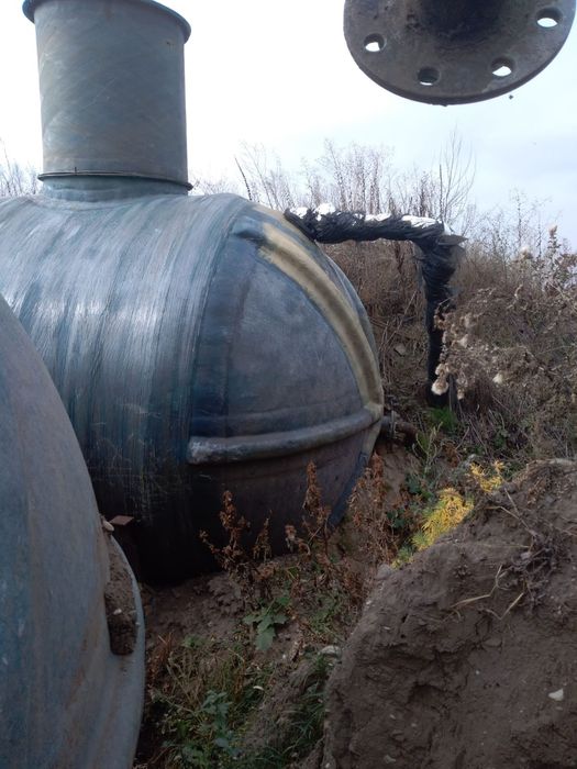 Reparatii fibra de sticla. Auto, bazine, containere, etc.