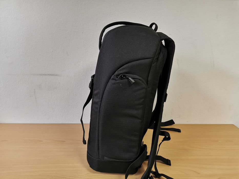 Lowepro Flipside 300 чанта - раница за фотоапарат