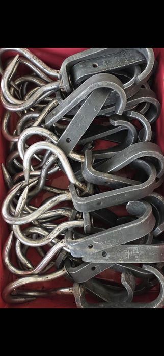 Euro cârlige pentru suspendarea carcaselor de carne din inox alimentar.35 Bucăți disponibile.