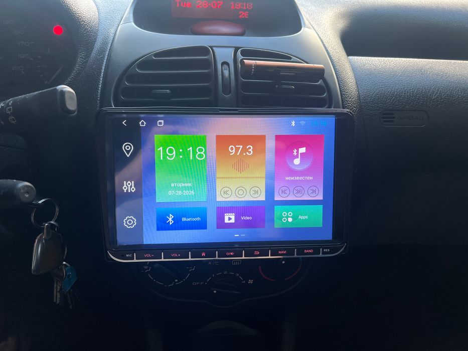 Android мултимедия 9” Android 11, Bluetooth, CarbitLink