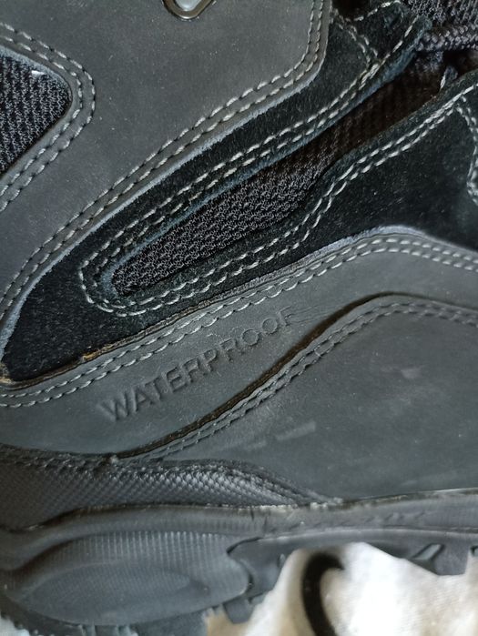 Туристически обувки