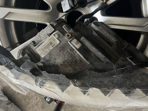 Фар за audi q7 4l със завиване