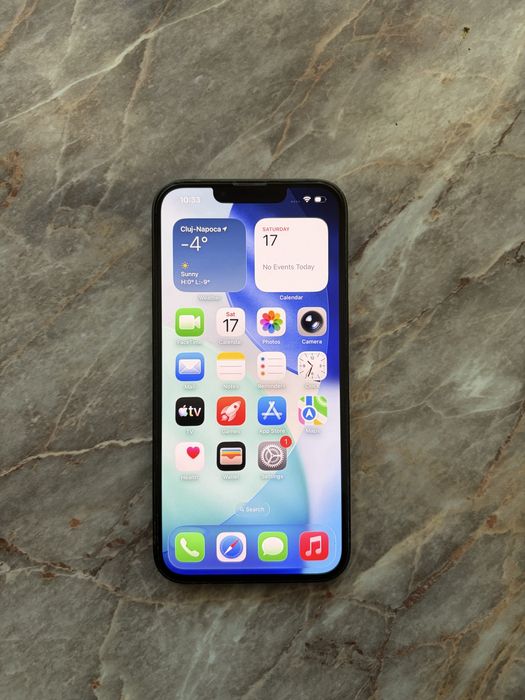Vând iPhone 13 128gb