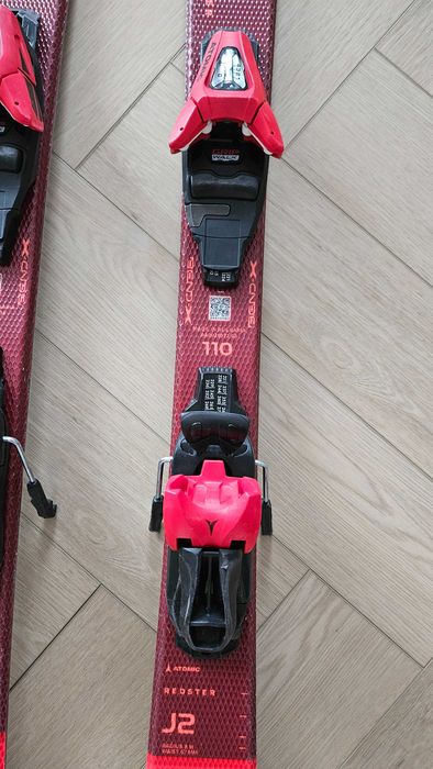 Schiuri Atomic Redstar 110 cm