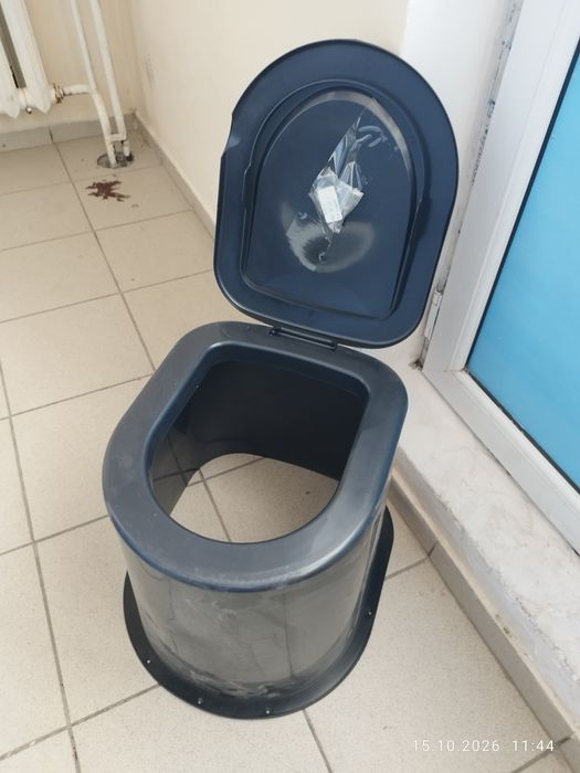 Дачный туалет без дна