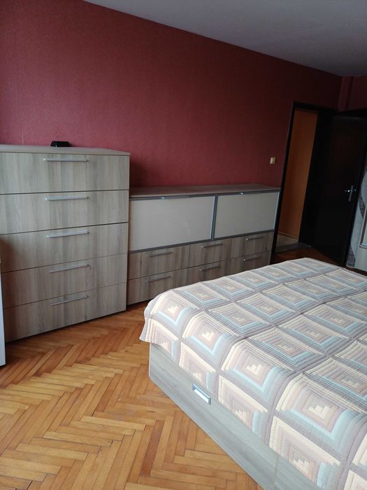 Продава се Тристаен апартамент в Ловеч, Широк център - 76 кв.м за 772 €/кв.м - Снимка #2