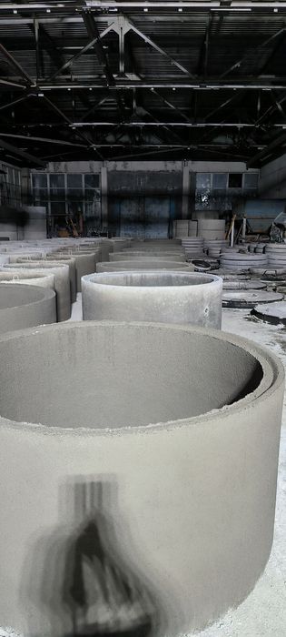 Бетонные кольца с фаской