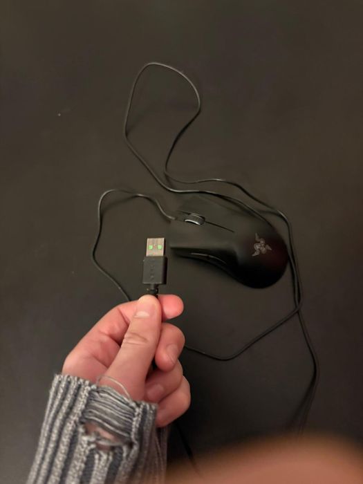 mouse razer putin folosit