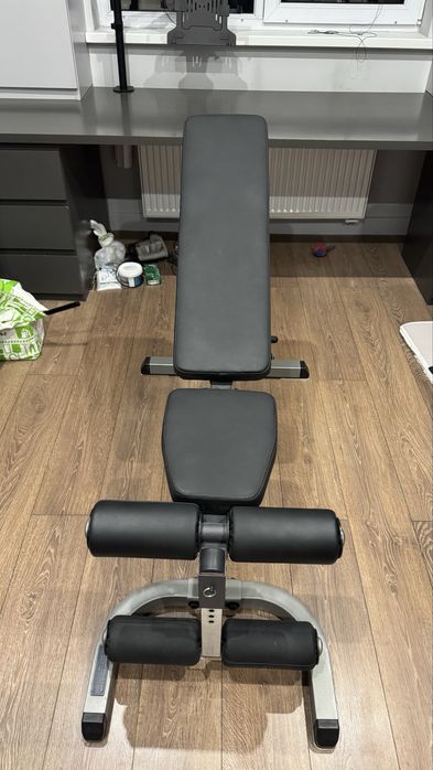 Универсальная регулируемая скамья BODY SOLID GFID31