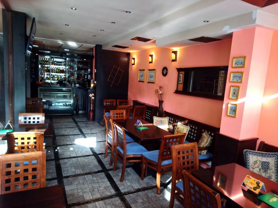 Продава се Къща в Пловдив, Център - 900 кв.м за 500 €/кв.м - Снимка #4