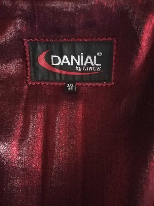 Продам кожаный плащ