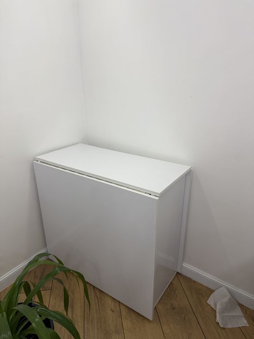 Раскладной стол на ножках