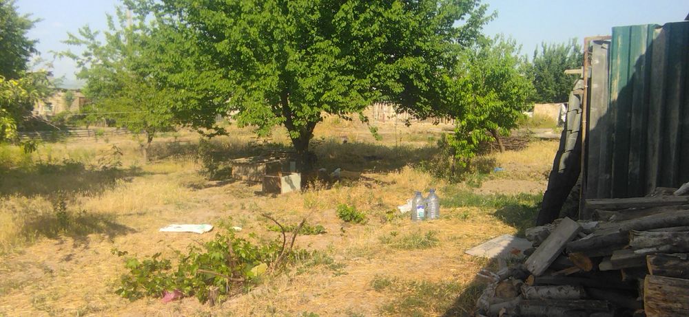 Yer sotilladi 5 sotix 2 sotixini xam soturaman