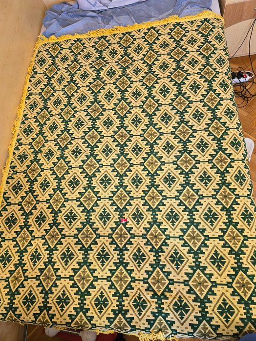 Продавам килимчета и кърпи - нови