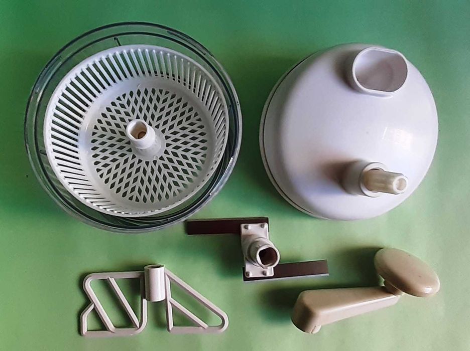 Ръчен кухненски робот