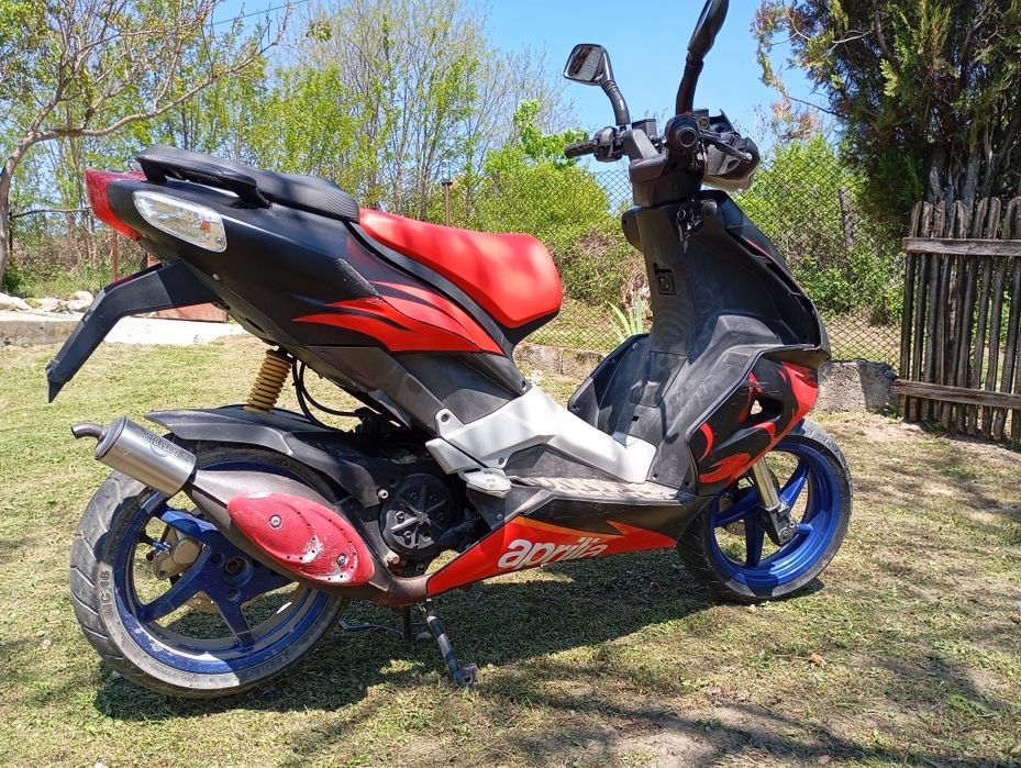 Vând Aprilia SR 80cm
