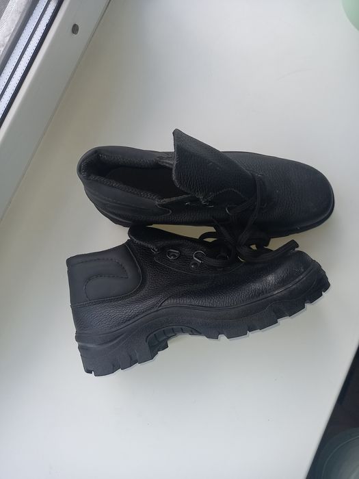 Ботинки 40 размер