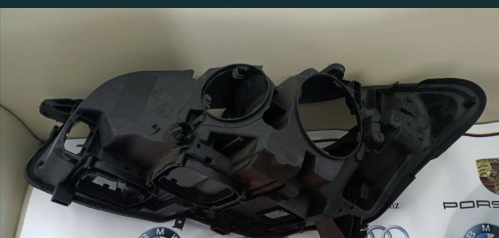 Корпус от фара мерседес w221 рестайлинг AMG s класс.