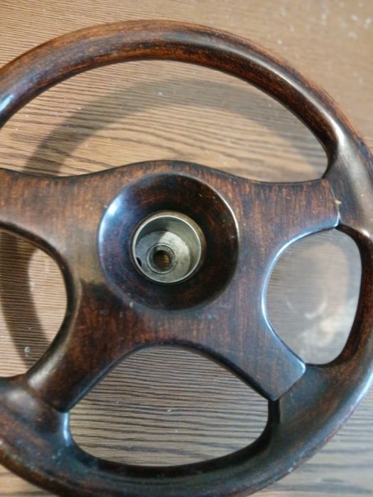 Продам руль автомобиля