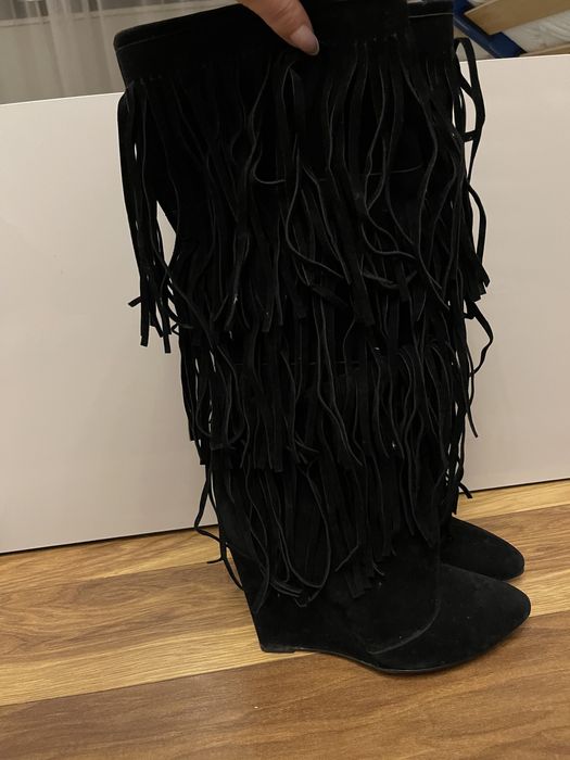Дамски ботуши с ресни
