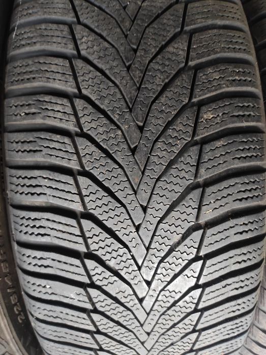 225/45/17 Nexen 4бр