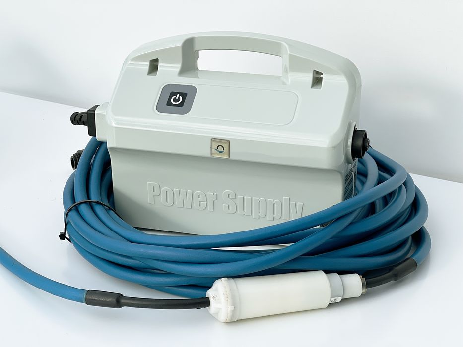 Robot de piscină Dolphin Supreme M3