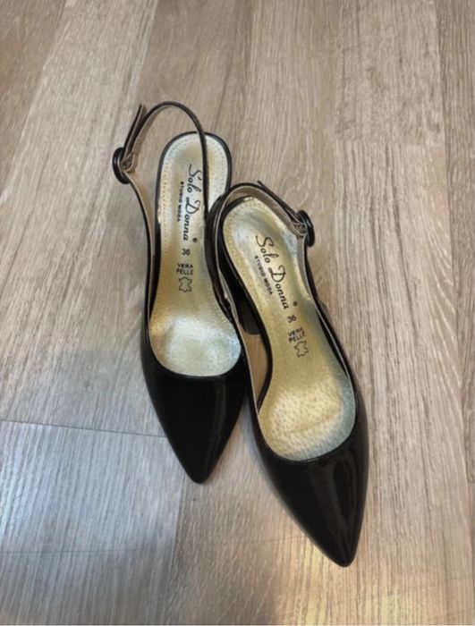 Pantofi din piele naturală lăcuită - Solo Dona