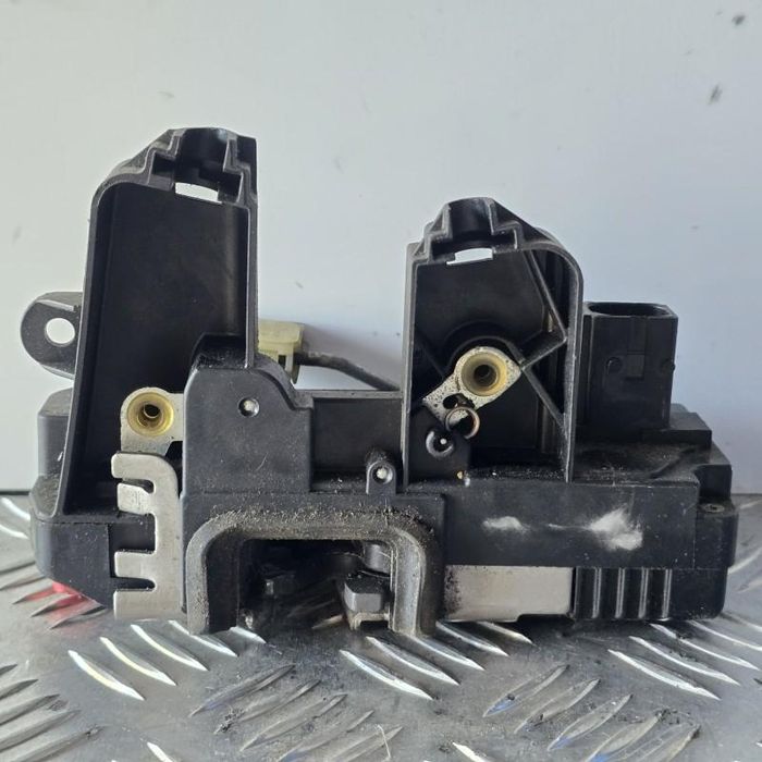 Broasca usa dreapta fata Opel Vectra C facelift