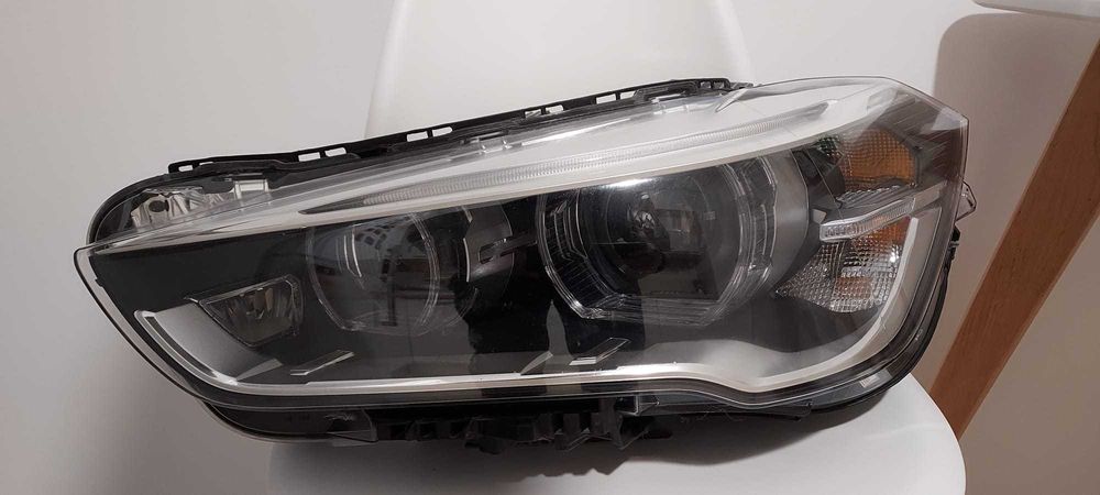 Far Stanga FULL LED BMW X1 F48