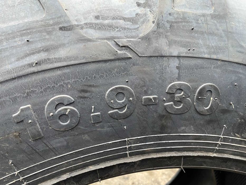 OZKA Anvelope noi agricole de tractor 16.9-30 livrare rapida 10pliuri