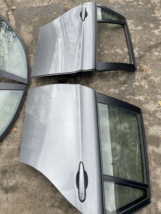 Врата БМВ 3, Е90/ Е91 (vrata bmw e91)