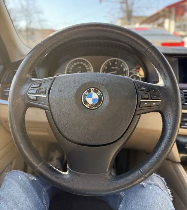 Volan Bmw Original F10/F11/F07/F06/F12/F13/F01/F02 Cu Airbag si Comenzi
