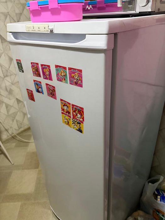 Продам. морозильную камеру 130л