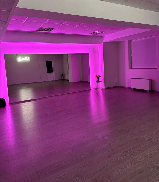 Inchiriez sala dans, aerobic, sport, pilates, curs, yoga, Bucuresti