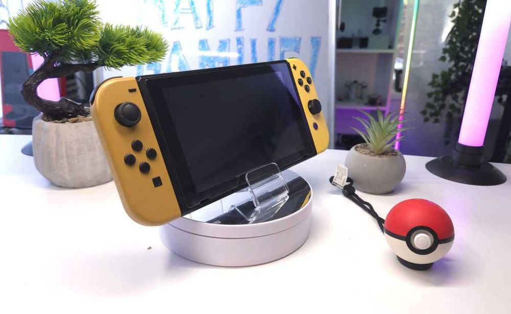 Nintendo Switch V1 Pokemon Let's Go Limited Ed. BOX Collector's Tier, Modat Picofly/128GB/18 Jocuri