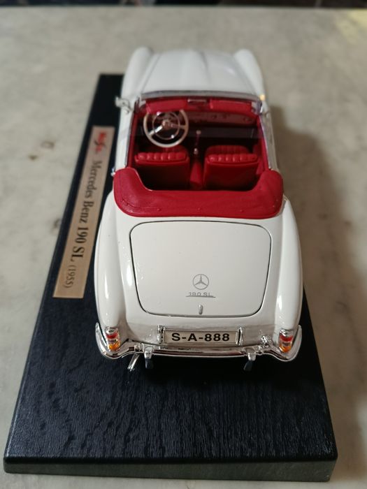 Колекционерска количка 1/18