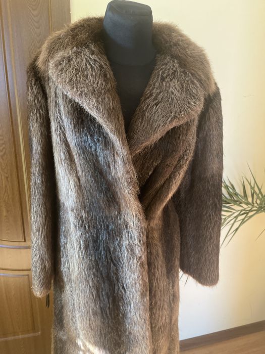 Haina de blana naturala lunga superba