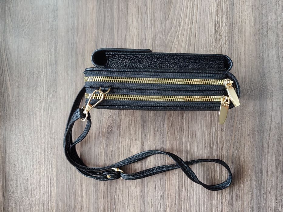 Чанта за телефон - нова