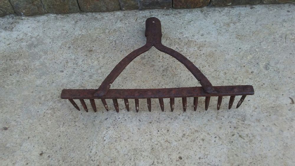 Grebla taraneasca batuta in forja,confec.manual(Handmade)vintaje
